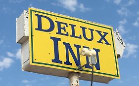 Deluxe Inn